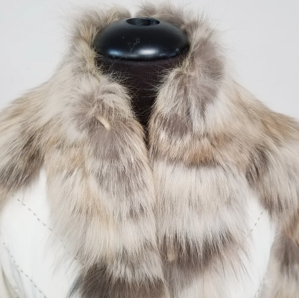 $2395 MADE IN ITALY Real Fox Fur Trimmed Ivory Coat - Picture 5 of 12